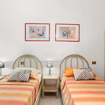 Guest house Dimora Del Chiostro Oristano
