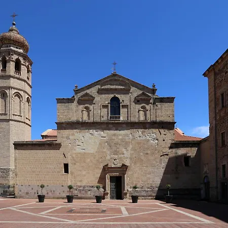 Гостевой дом Dimora Del Chiostro 3*