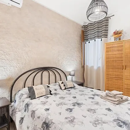 Dimora Del Chiostro Гостевой дом 3*