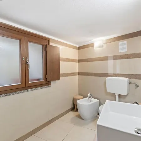 Dimora Del Chiostro Πανσιόν *
